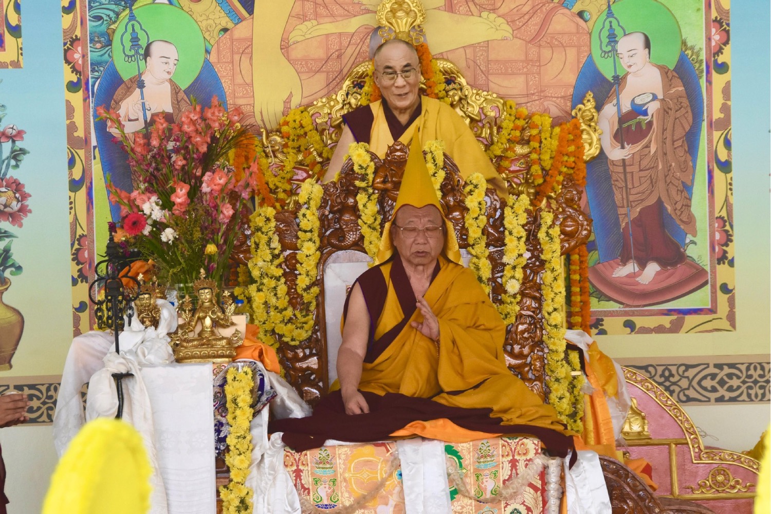 བྱང་རྩེ་ཆོས་རྗེའི་སྐུའི་འཁྲུངས་སྐར་ལ་འཚམས་ཞུ།