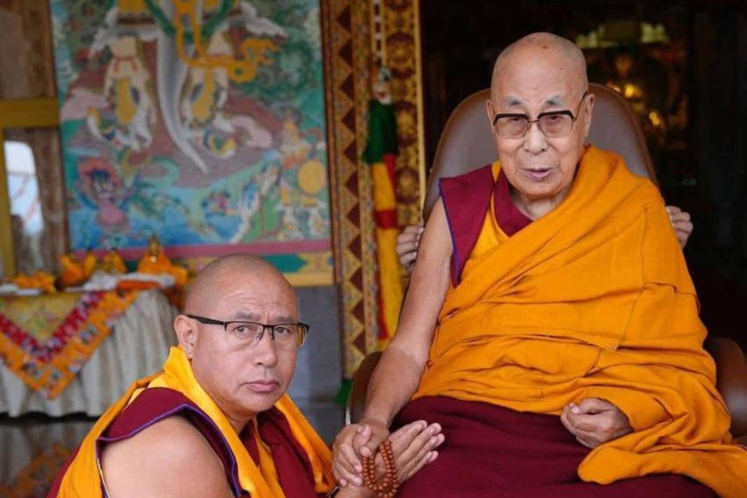 རྣམ་རྒྱལ་གྲྭ་ཚང་གི་མཁན་པོ་གསར་པར་འཚམས་ཞུ།