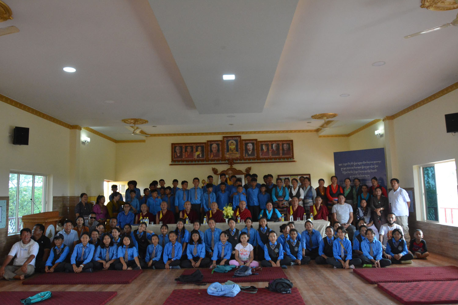 ཆོས་རིག་དབྱར་ཚོགས་ཐེངས་བཅུ་གཉིས་པ་ཚུགས།